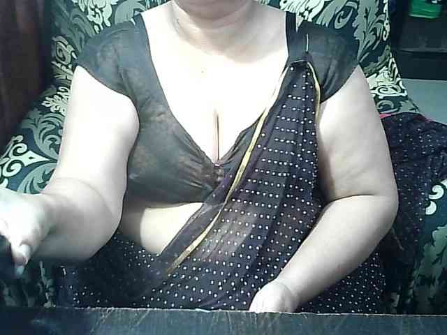 Indianbhabhimilf40 webcam