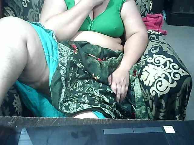 Indianbhabhimilf40 webcam