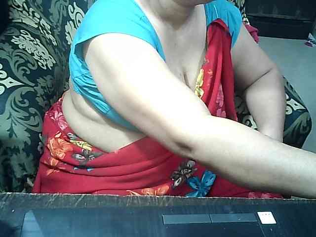 Indianbhabhimilf40 webcam