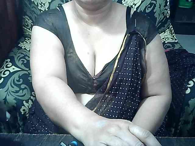 Indianbhabhimilf40 webcam