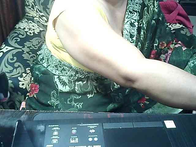 Indianbhabhimilf40 webcam