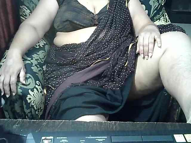 Indianbhabhimilf40 webcam