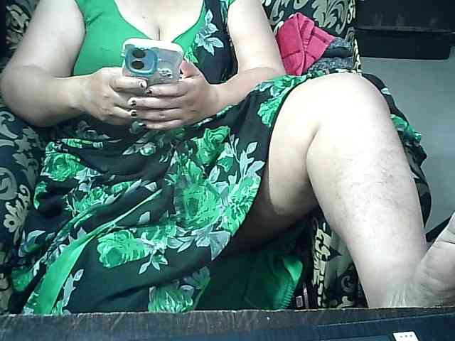 Indianbhabhimilf40 webcam