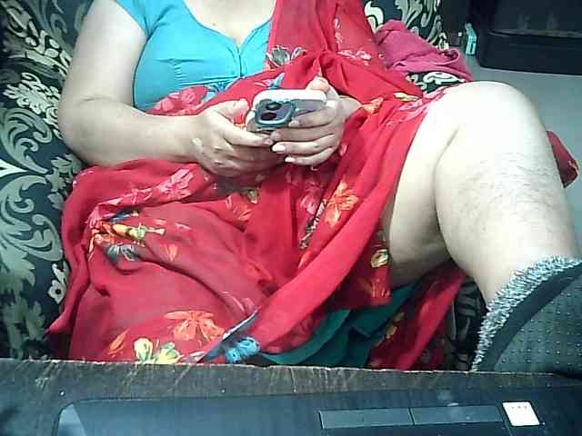 Indianbhabhimilf40 webcam