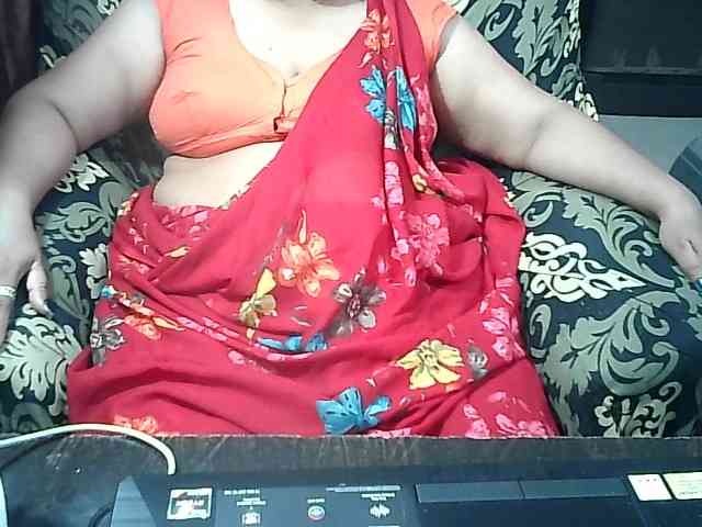 Indianbhabhimilf40 webcam