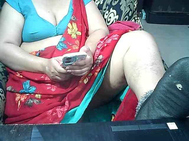 Indianbhabhimilf40 webcam