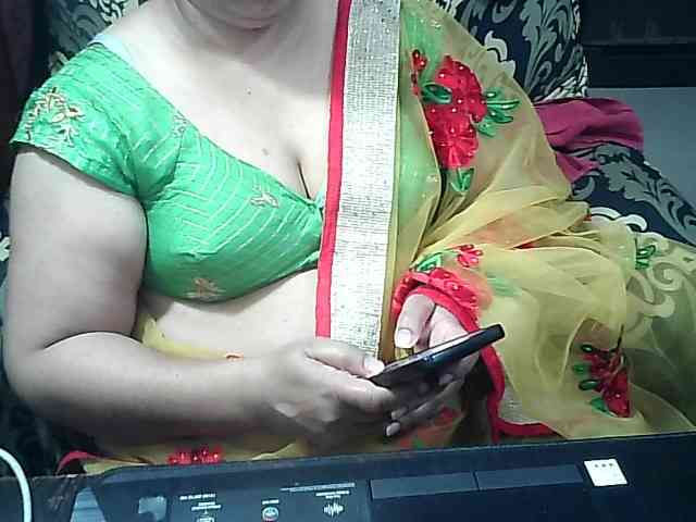 Indianbhabhimilf40