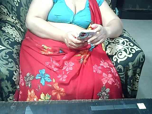 Indianbhabhimilf40 webcam