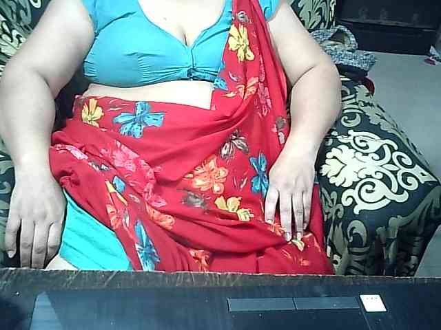 Indianbhabhimilf40 webcam