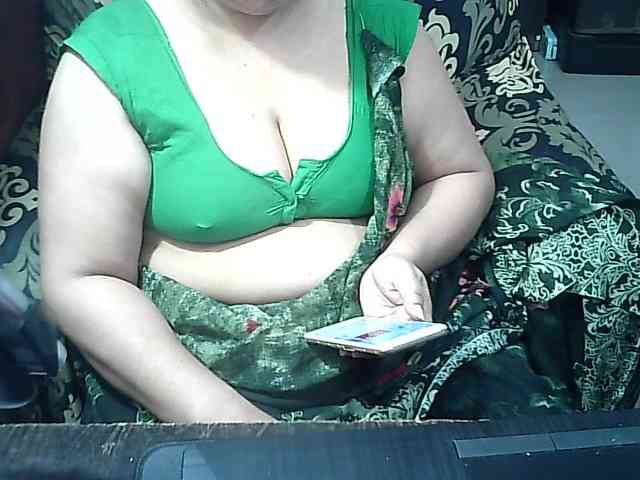 Indianbhabhimilf40 webcam