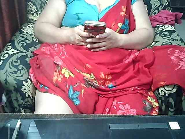 Indianbhabhimilf40 webcam