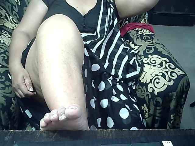 Indianbhabhimilf40 webcam