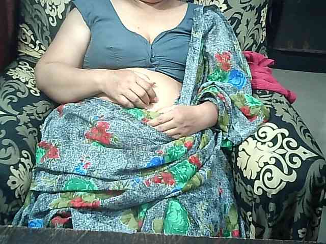 Indianbhabhimilf40 webcam