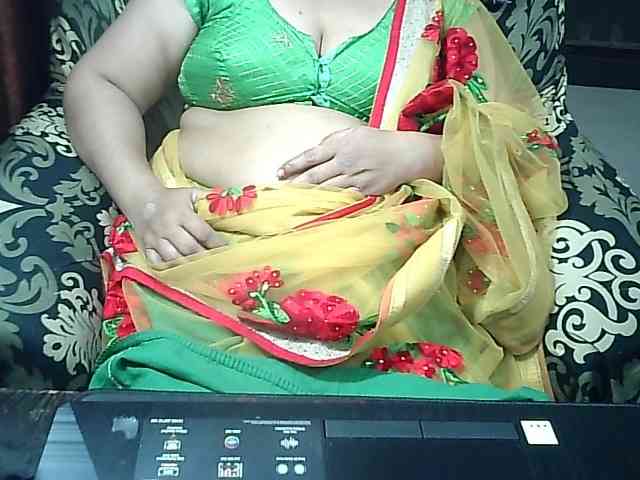 Indianbhabhimilf40 webcam
