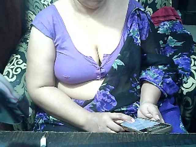 Indianbhabhimilf40 webcam