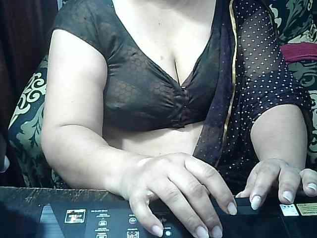 Indianbhabhimilf40 webcam