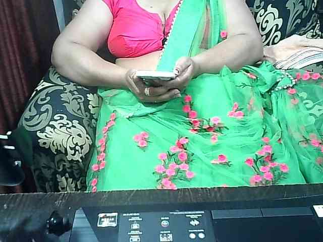 Indianbhabhimilf40