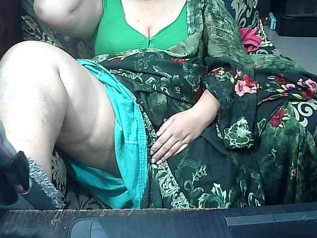 Indianbhabhimilf40 webcam