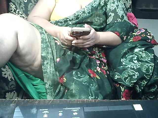 Indianbhabhimilf40 webcam