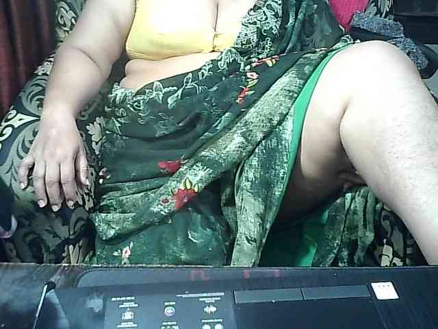 Indianbhabhimilf40 webcam