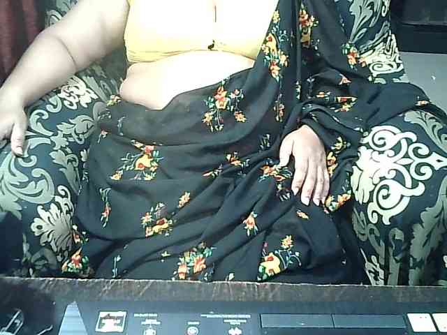 Indianbhabhimilf40 webcam