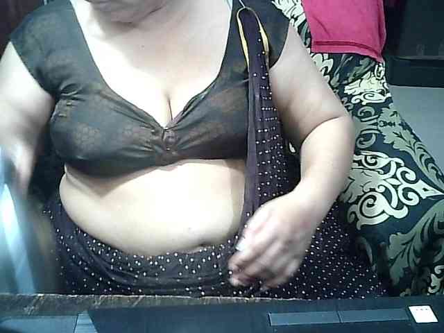 Indianbhabhimilf40 webcam