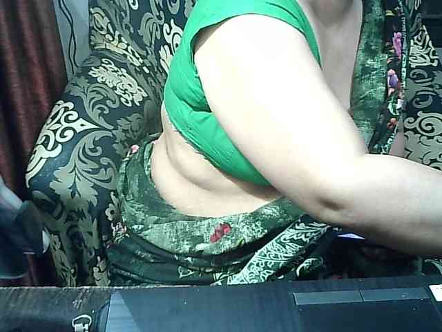 Indianbhabhimilf40 webcam
