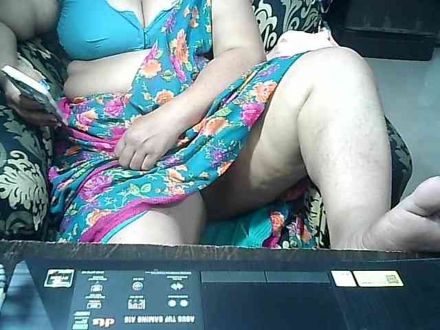 Indianbhabhimilf40 webcam