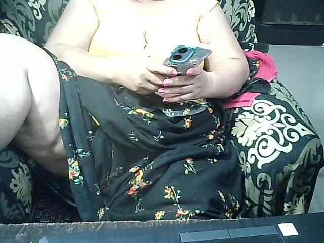 Indianbhabhimilf40 webcam