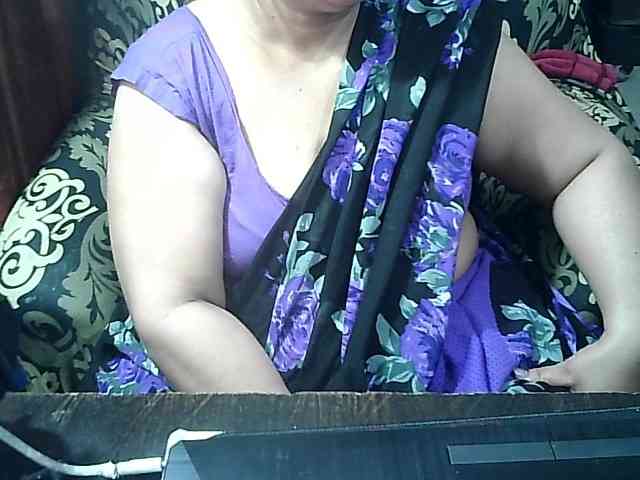 Indianbhabhimilf40 webcam