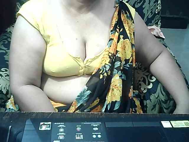 Indianbhabhimilf40 webcam