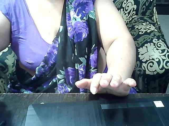 Indianbhabhimilf40 webcam