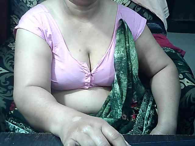 Indianbhabhimilf40 webcam