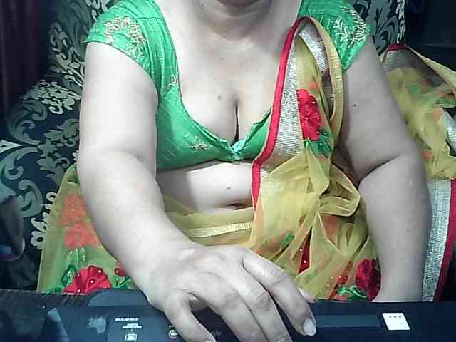 Indianbhabhimilf40 webcam