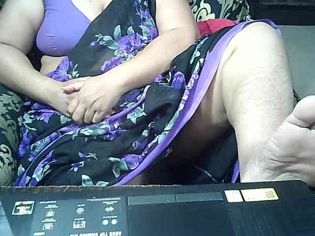 Indianbhabhimilf40 webcam