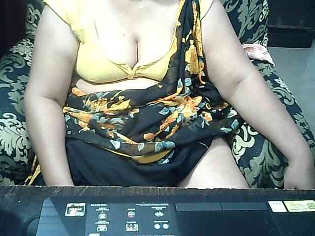 Indianbhabhimilf40 webcam