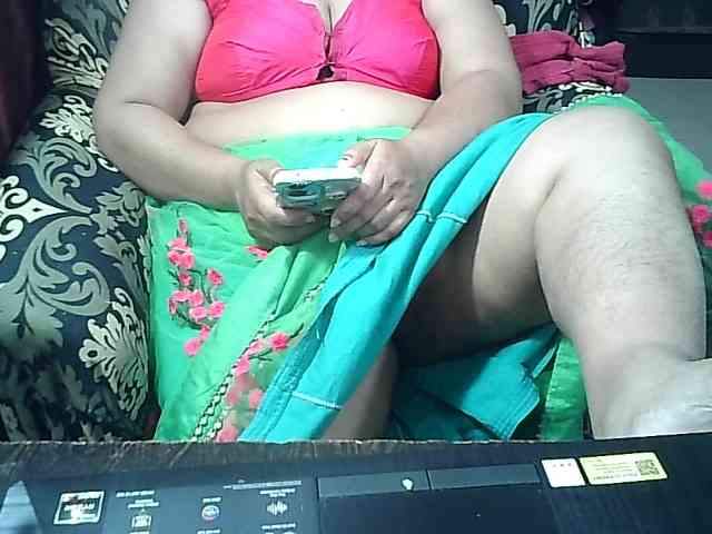 Indianbhabhimilf40 webcam