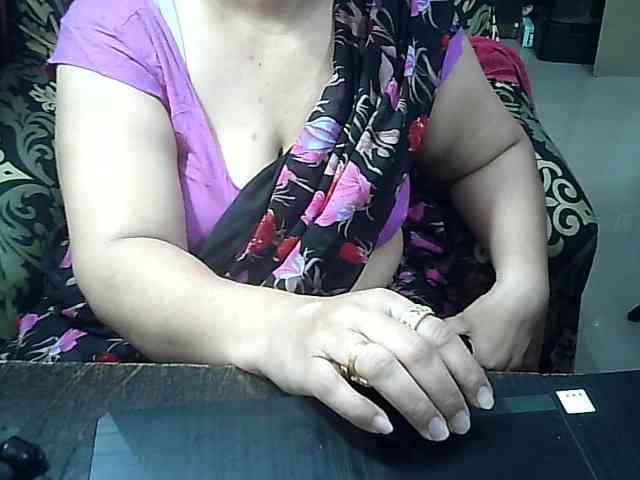 Indianbhabhimilf40