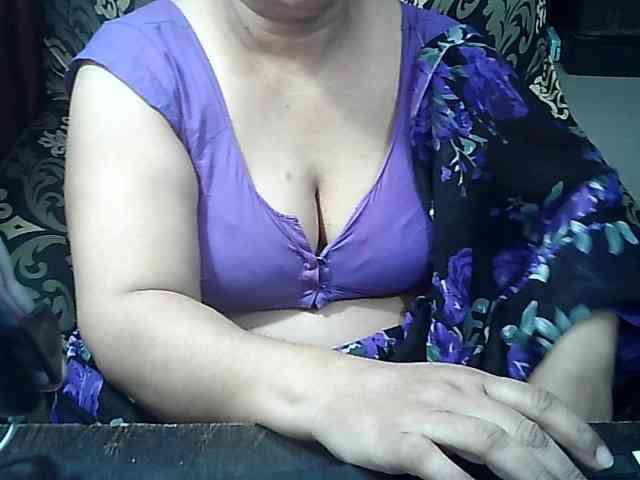 Indianbhabhimilf40 webcam