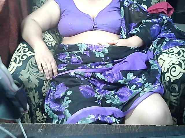 Indianbhabhimilf40 webcam