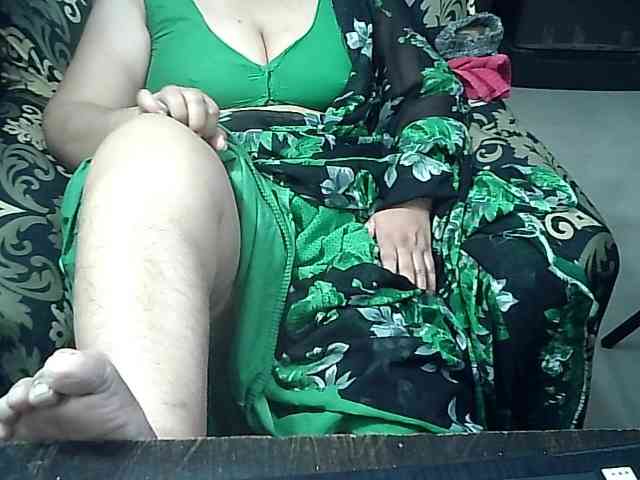 Indianbhabhimilf40 webcam