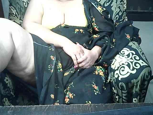 Indianbhabhimilf40 webcam