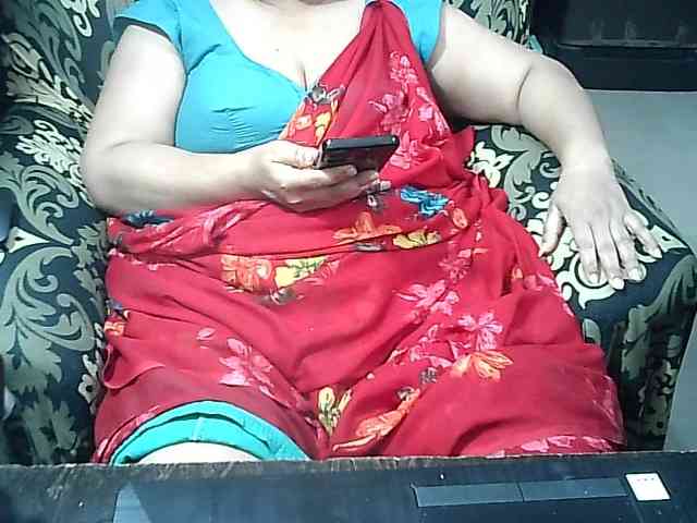 Indianbhabhimilf40 webcam