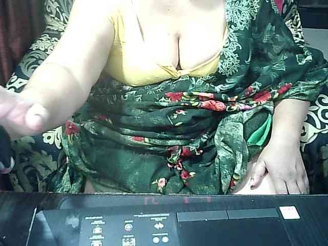 Indianbhabhimilf40 webcam