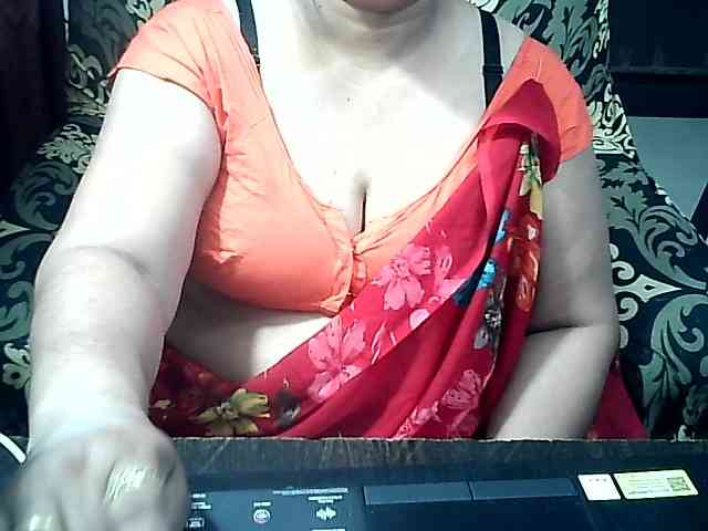 Indianbhabhimilf40 webcam