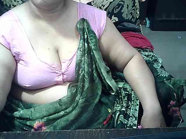 Indianbhabhimilf40 webcam