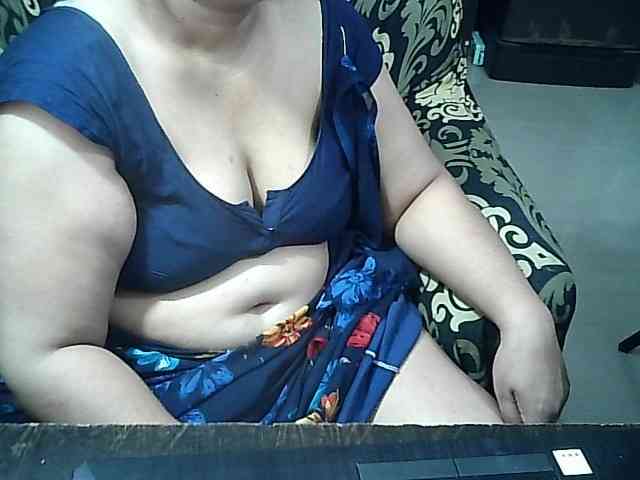 Indianbhabhimilf40 webcam