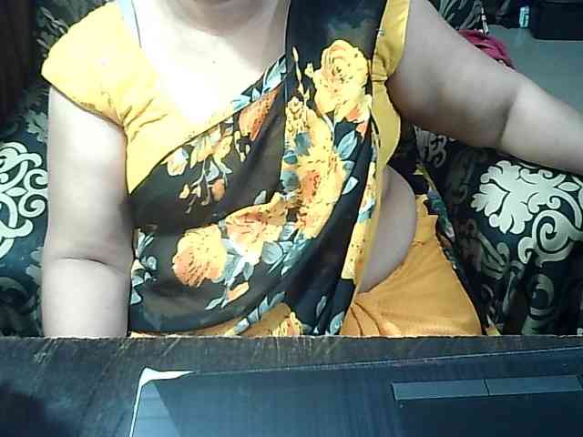 Indianbhabhimilf40 webcam