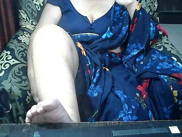 Indianbhabhimilf40 webcam