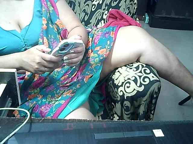 Indianbhabhimilf40